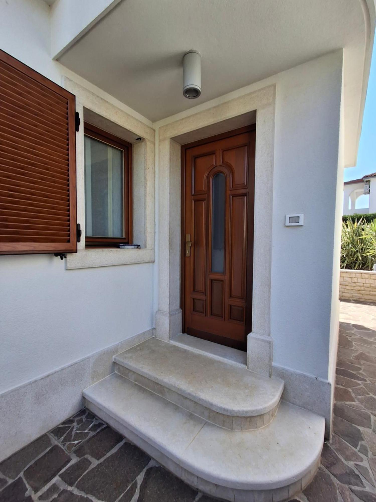 Apartments Leona Umag Exterior photo